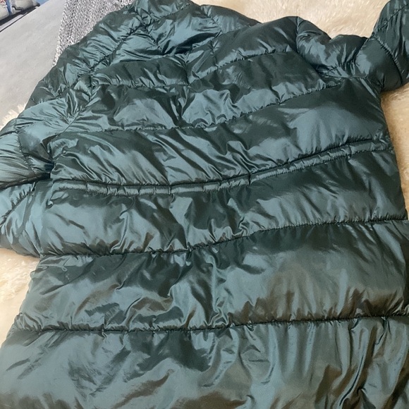 Dark green hooded zip front puffer coat size S - Picture 10 of 11